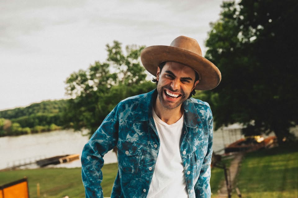 The Wolf Presents ‘Country By The Coast’ – Free Music Festival at Hampton Beach With Niko Moon